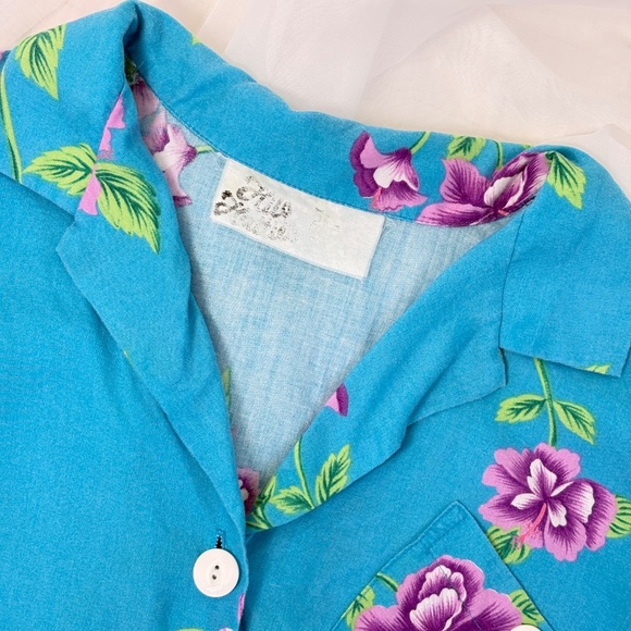 VTG Made in Hawaii Crop Top Hawaiian Button-Up Tie Shirt Blue Floral - Picture 3 of 5